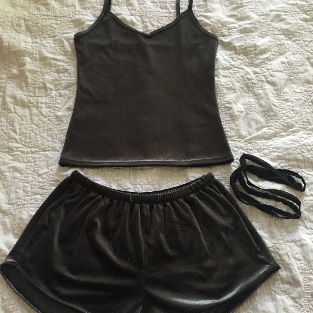 🌿velvet two piece